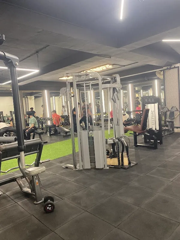 4 Fitness Gym and Personal Training Centre