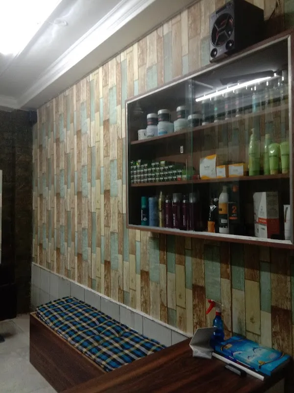 SR Hair Saloon