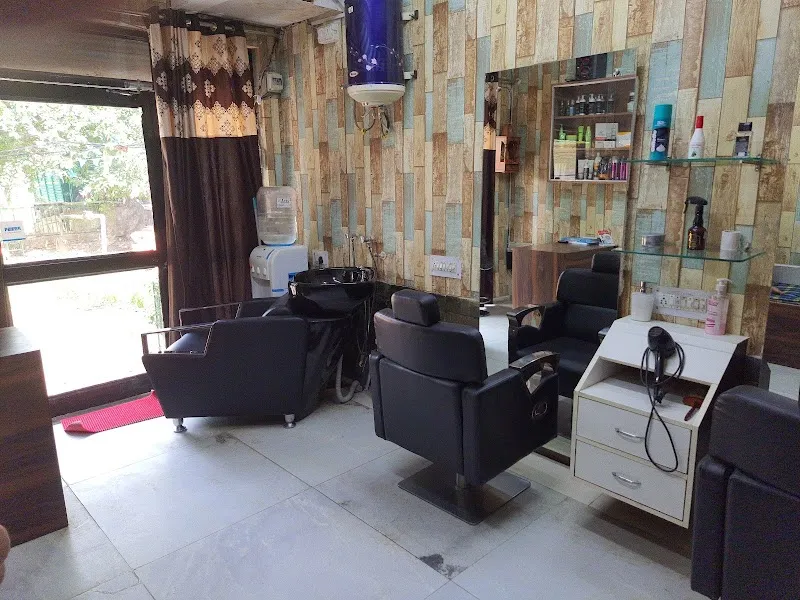 SR Hair Saloon