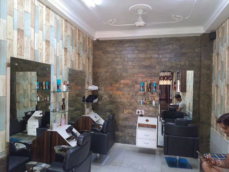 SR Hair Saloon