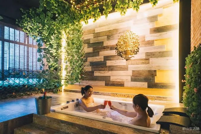 Eve Spa And Massage Parlour
