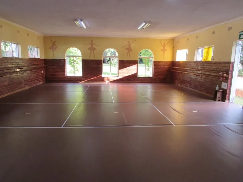 Carol Henchie School Of Dancing
