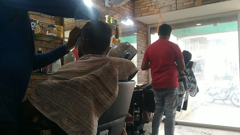 The Hair World Unisex Salon
