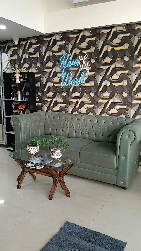 Your World Professional Unisex Salon