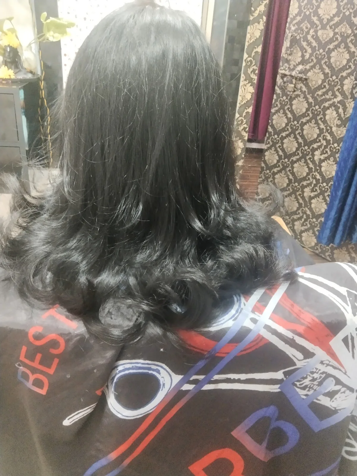Queen Beauty Studio In Parlour