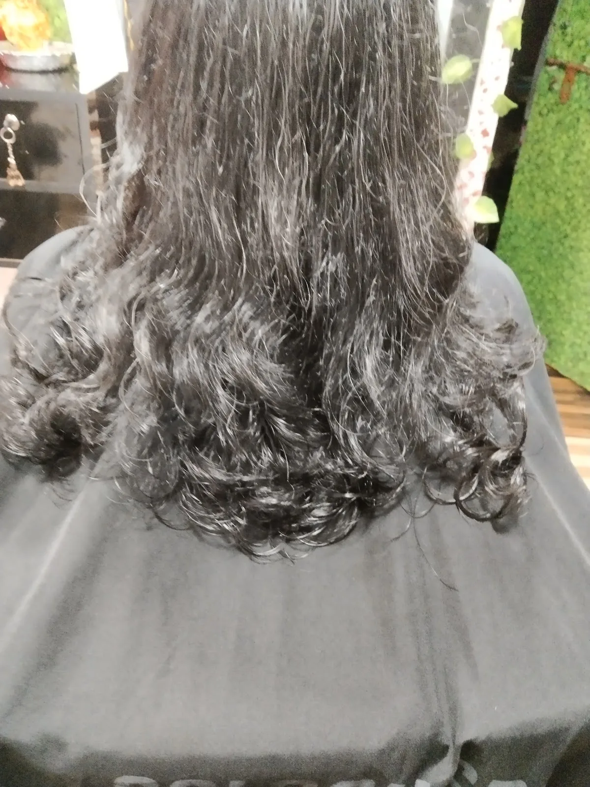 Queen Beauty Studio In Parlour