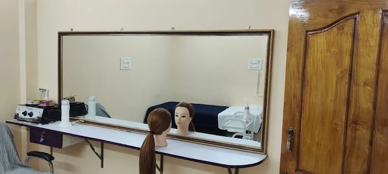 SPOT OF BEAUTY CARE