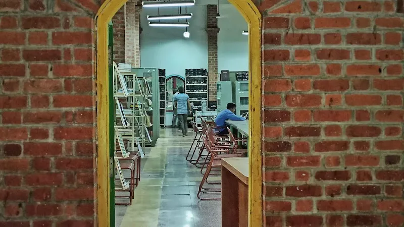 Paratpar Media & Institute of Media Studies