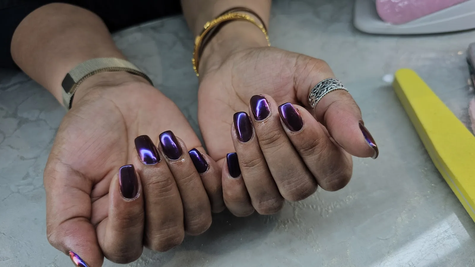 A Luxury Salon & Bridal Studio || Best Salon In surat/ Best hair colour in surat/ Best hair Treatment salon