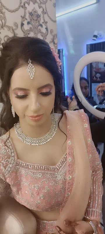 Monaliza salon