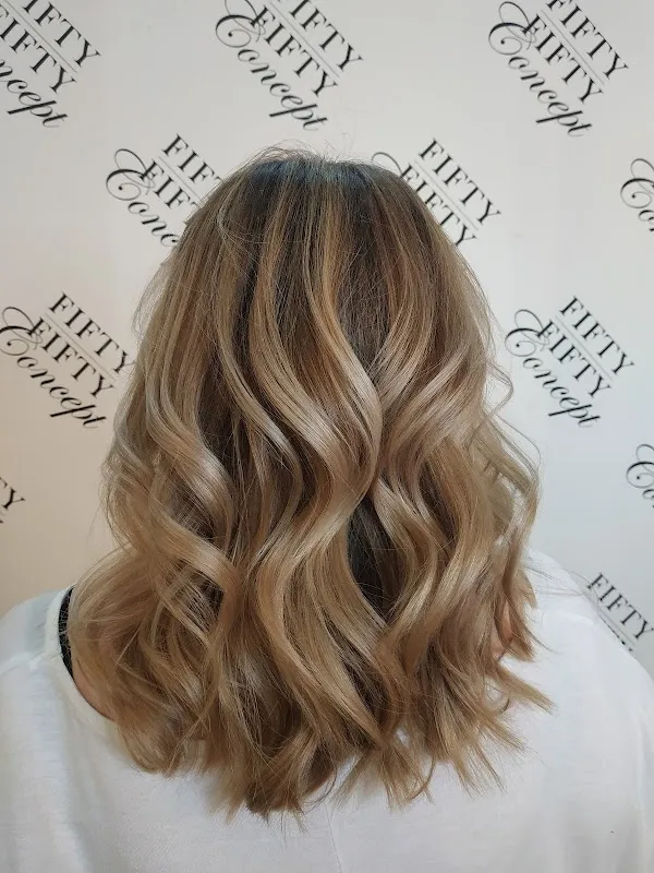Fifty Fifty Concept - Fryzjer Warszawa | Profesjonalny salon fryzjerski