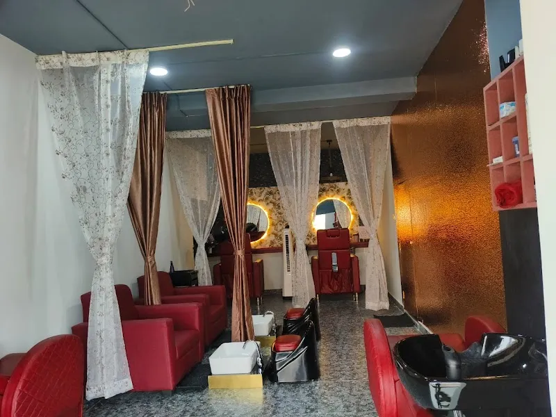 B4U Unisex Salon Saheed Nagar | Top Beauty Parlour in Bhubaneswar