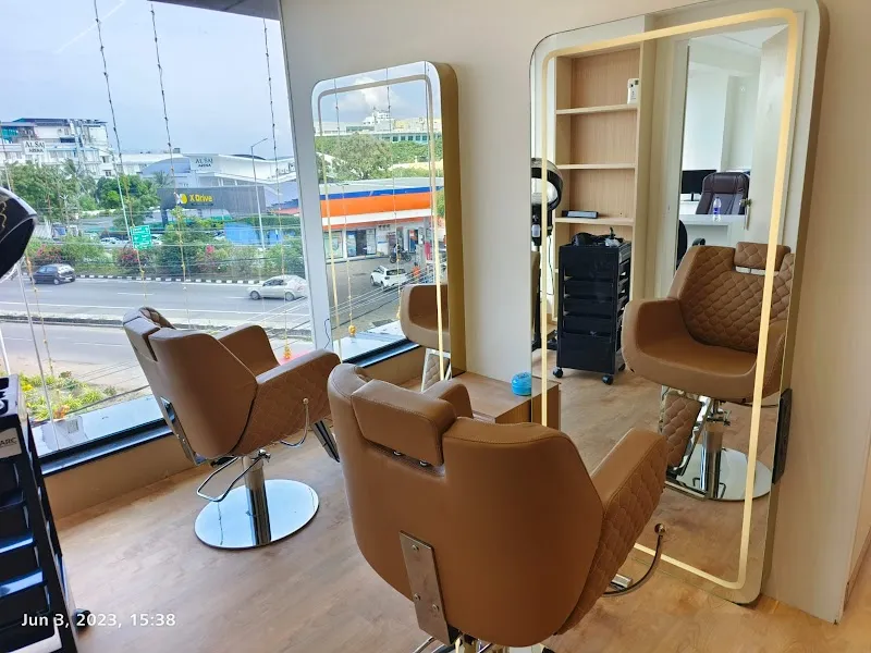 The Roots Salon & Spa
