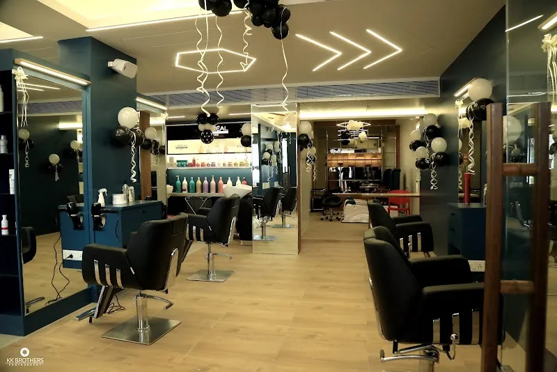 STYLE THE FAMILY SALON - Best Family Salon in Billimora , Bridal Makeup , Best Beauty Parlour in Billimora