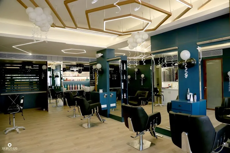 STYLE THE FAMILY SALON - Best Family Salon in Billimora , Bridal Makeup , Best Beauty Parlour in Billimora