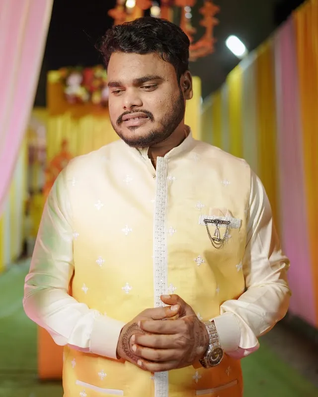 Advik Digital Photo Studio And Video Shooting