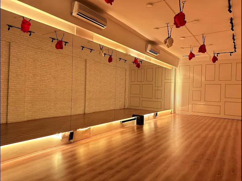 Samm The 1st Beat Studio