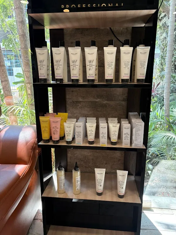 US Hairline - Unisex Hair Salon in Magrath Road