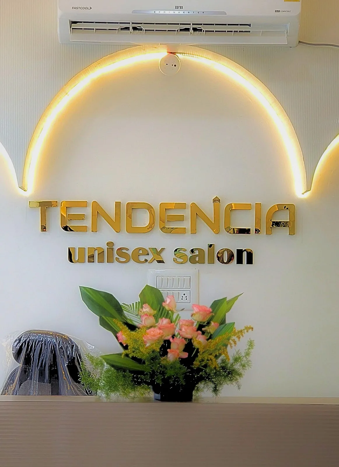 Tendencia Unisex Salon