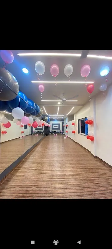 FIT & FAB FITNESS STUDIO