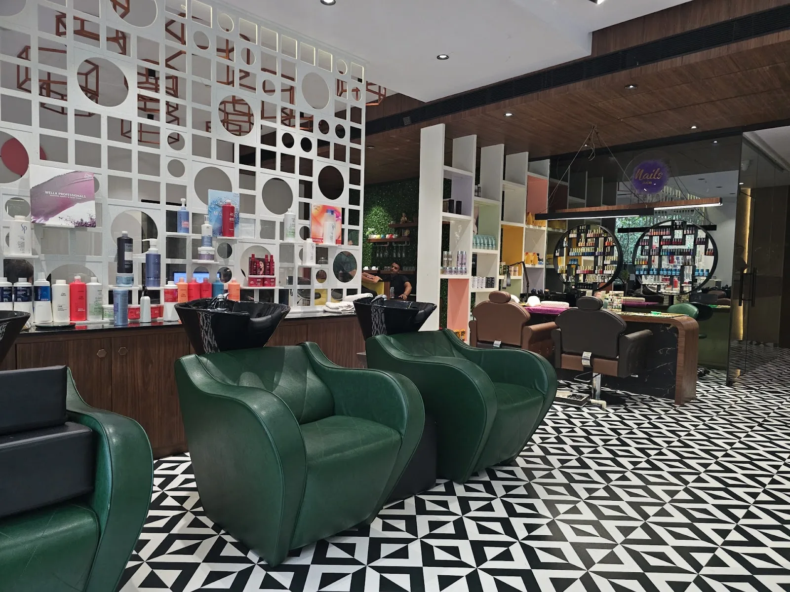 Purple Salon & Wellness