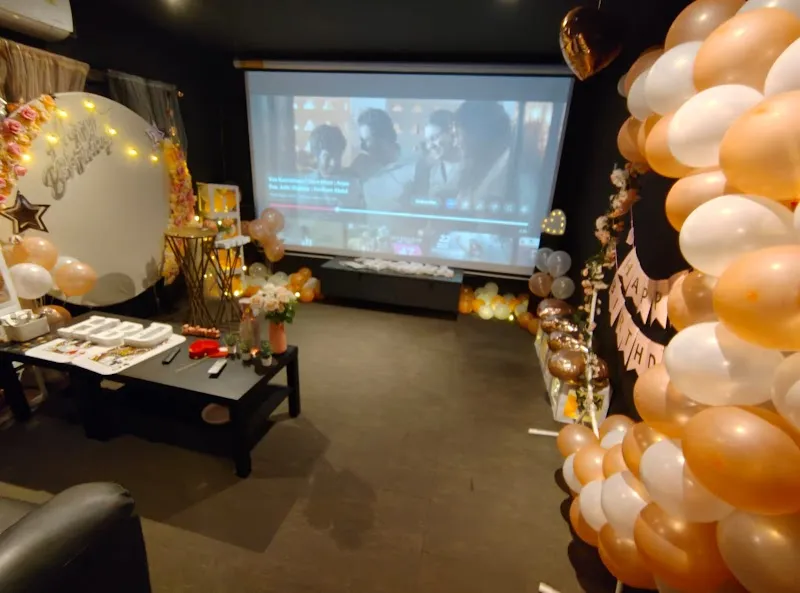 letzFlix Micro Theatres
