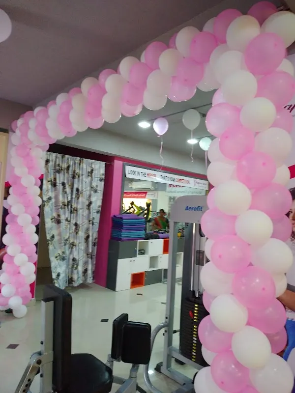 Shape inn. Women's fitness studio