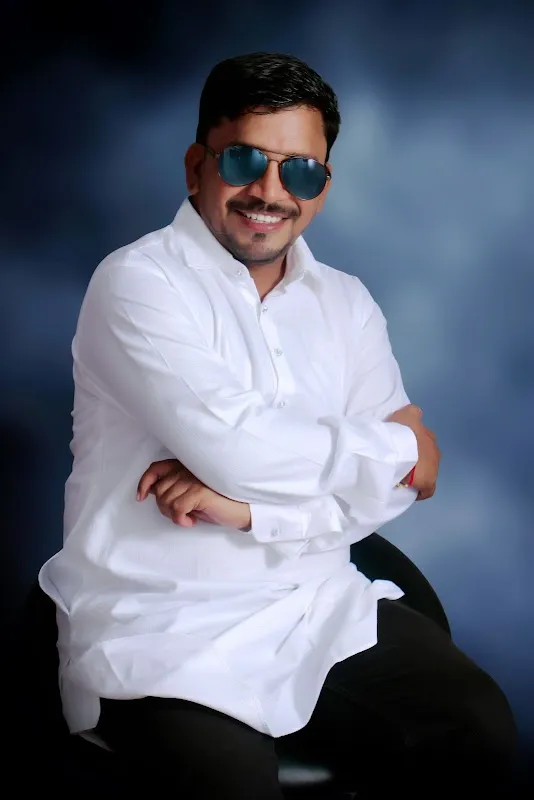 Sumit Photo Studio