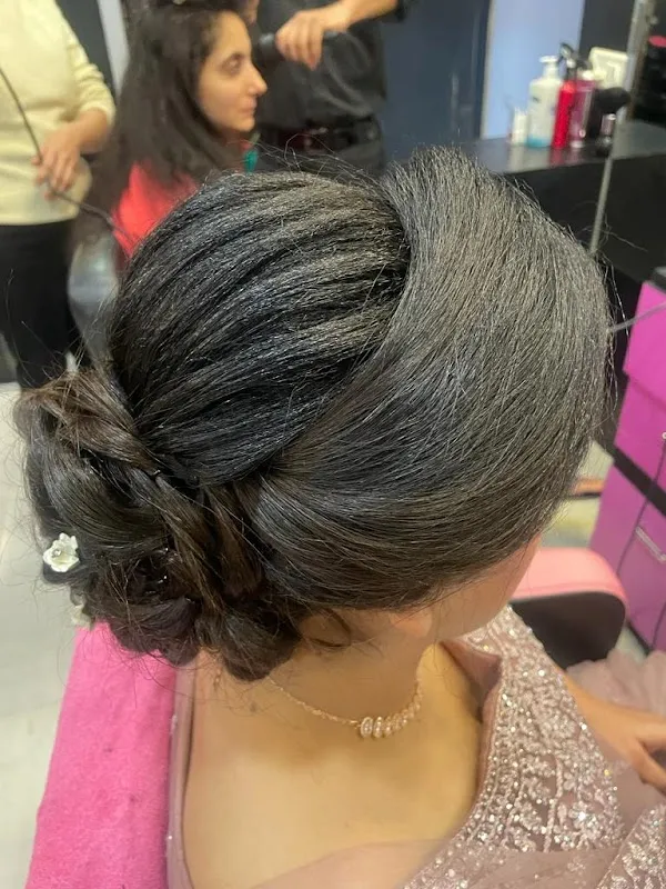 Glam Locks Salon Mehrauli