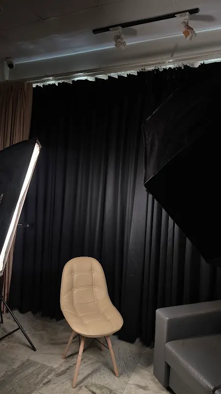 Growup Studios ~ Best Podcast Studio In Noida