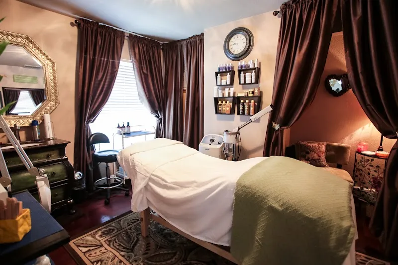 la-ti-da Salon & Spa