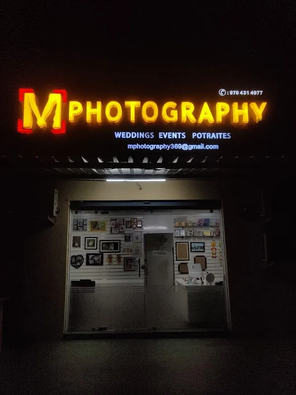 M photography