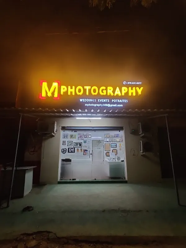 M photography