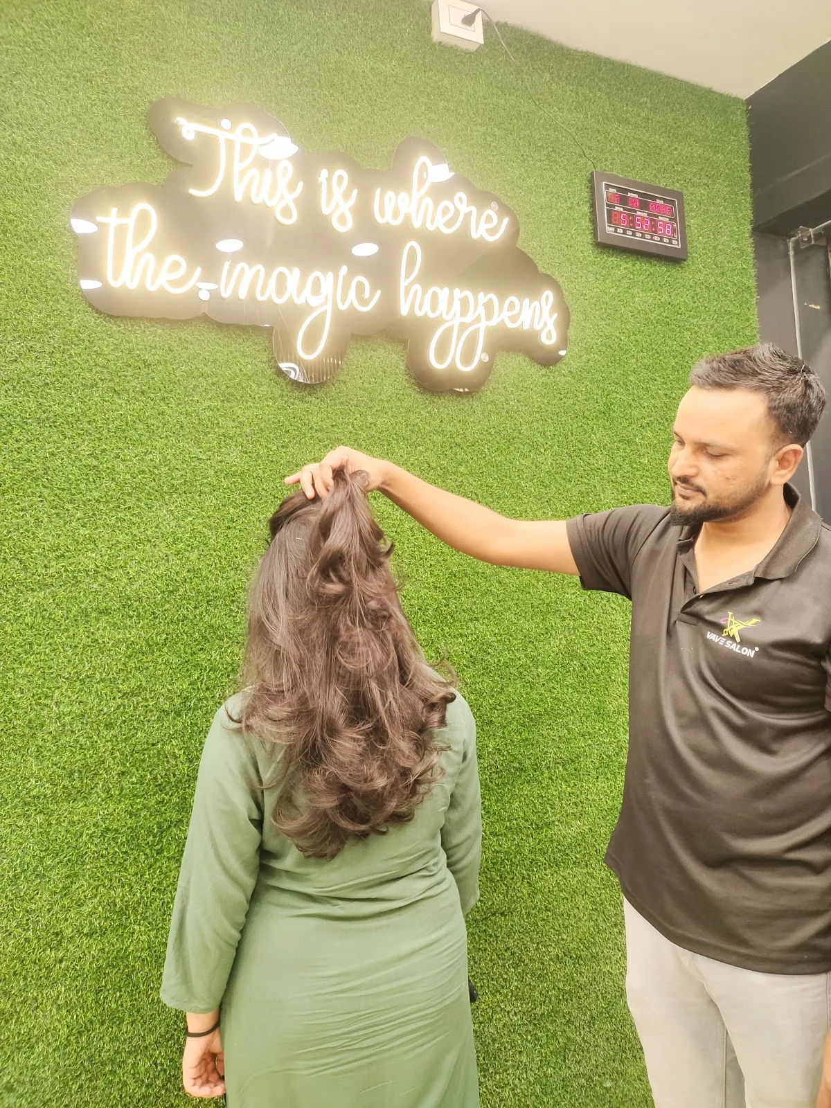 Vave Unisex Salon