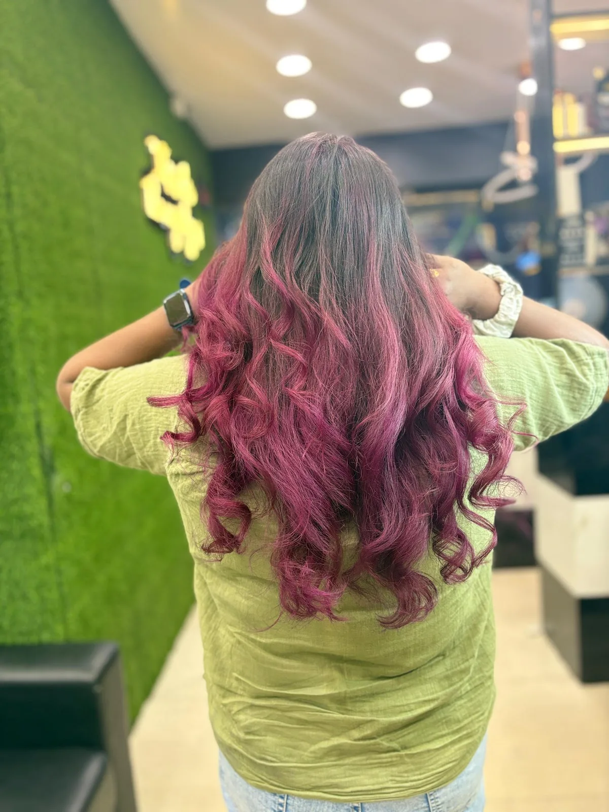Vave Unisex Salon