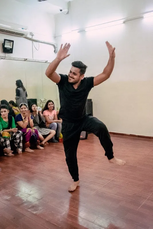 RINHEE'S DANCE COMPANY & TALENT HUB
