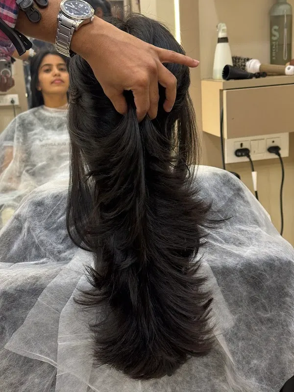 Bright unisex salon