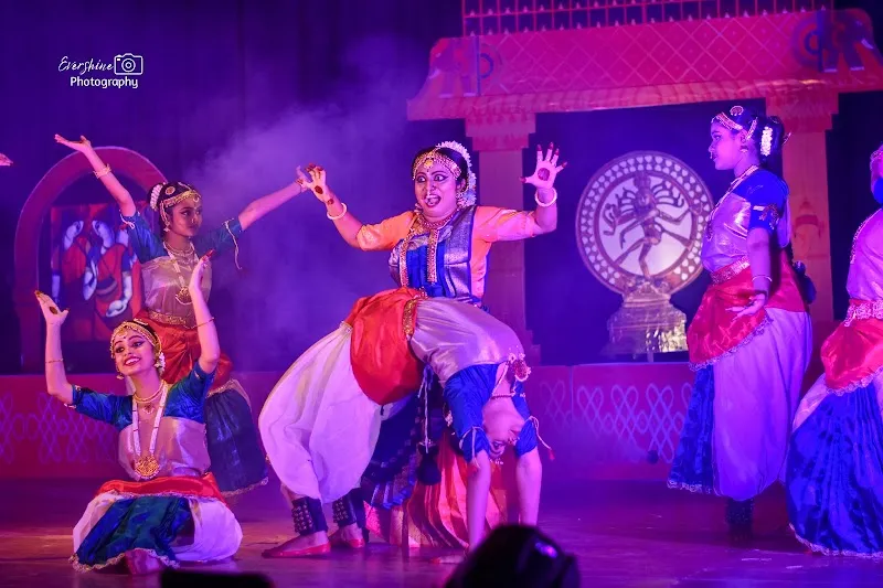 NRITYANGANA DANCE ACADEMY (ভরতনাট্যম ও রবীন্দ্র নৃত্য)