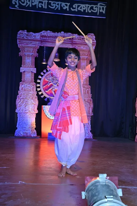 NRITYANGANA DANCE ACADEMY (ভরতনাট্যম ও রবীন্দ্র নৃত্য)