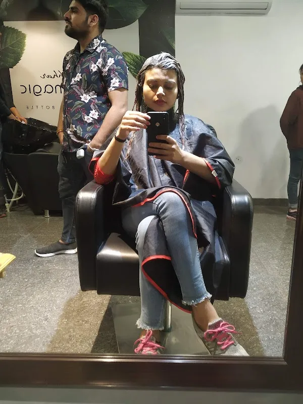Modern Era Salon