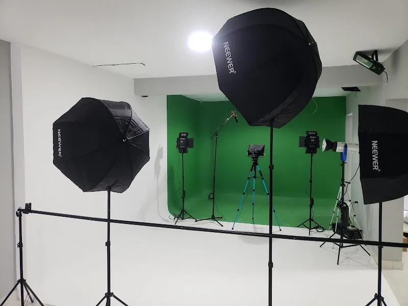 e Studios