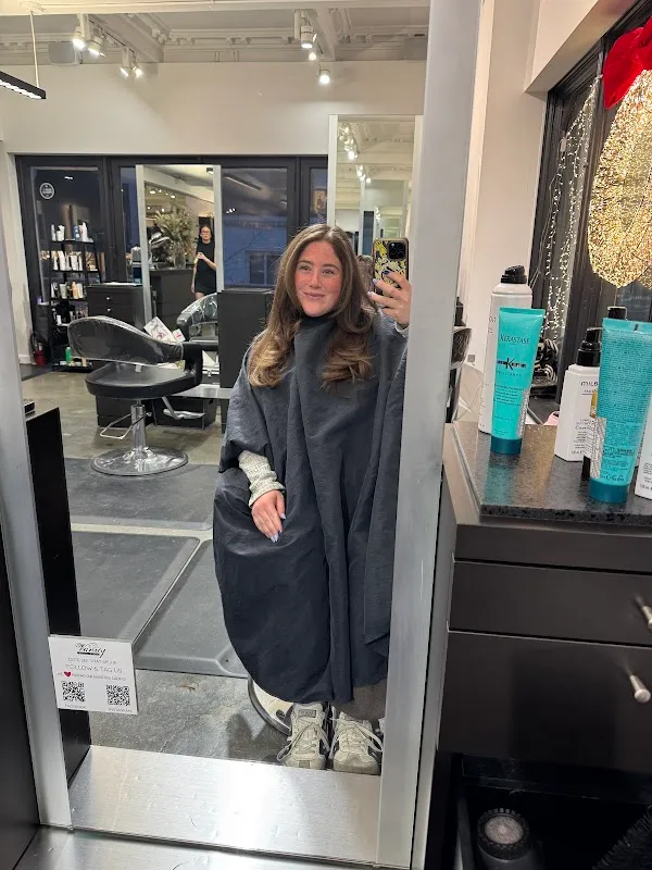 Salon Vanity