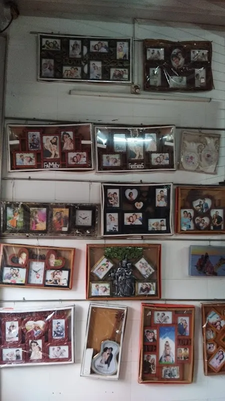 NEW PUSHPANJALI STUDIO AND COLOUR LAB