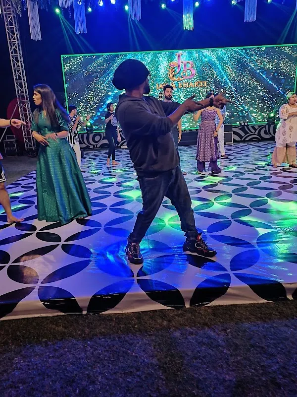 ABCD DANCE STUDIO, hip hop , contemporary ,semi classical ,Sangeet choreography ,annual function choreography, freestyle