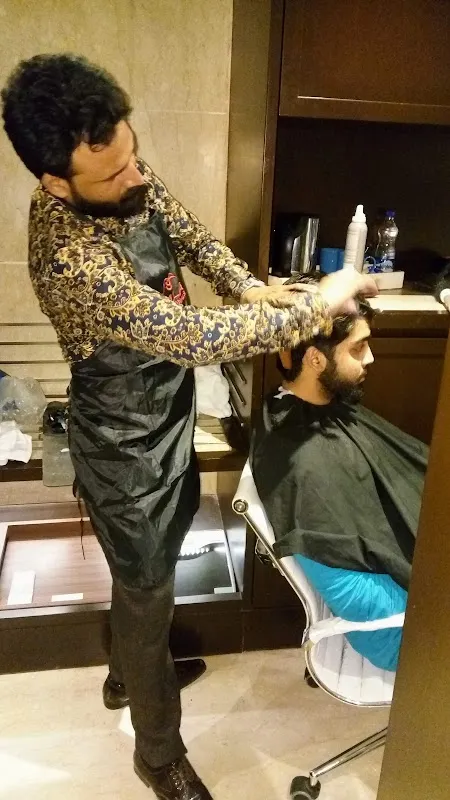 M.Z. unisex salon