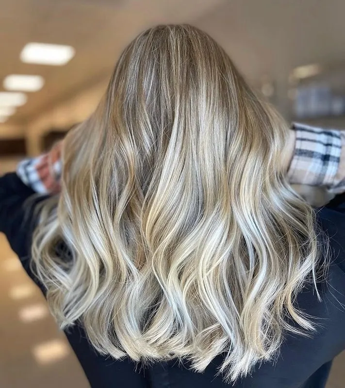 Salon Divine