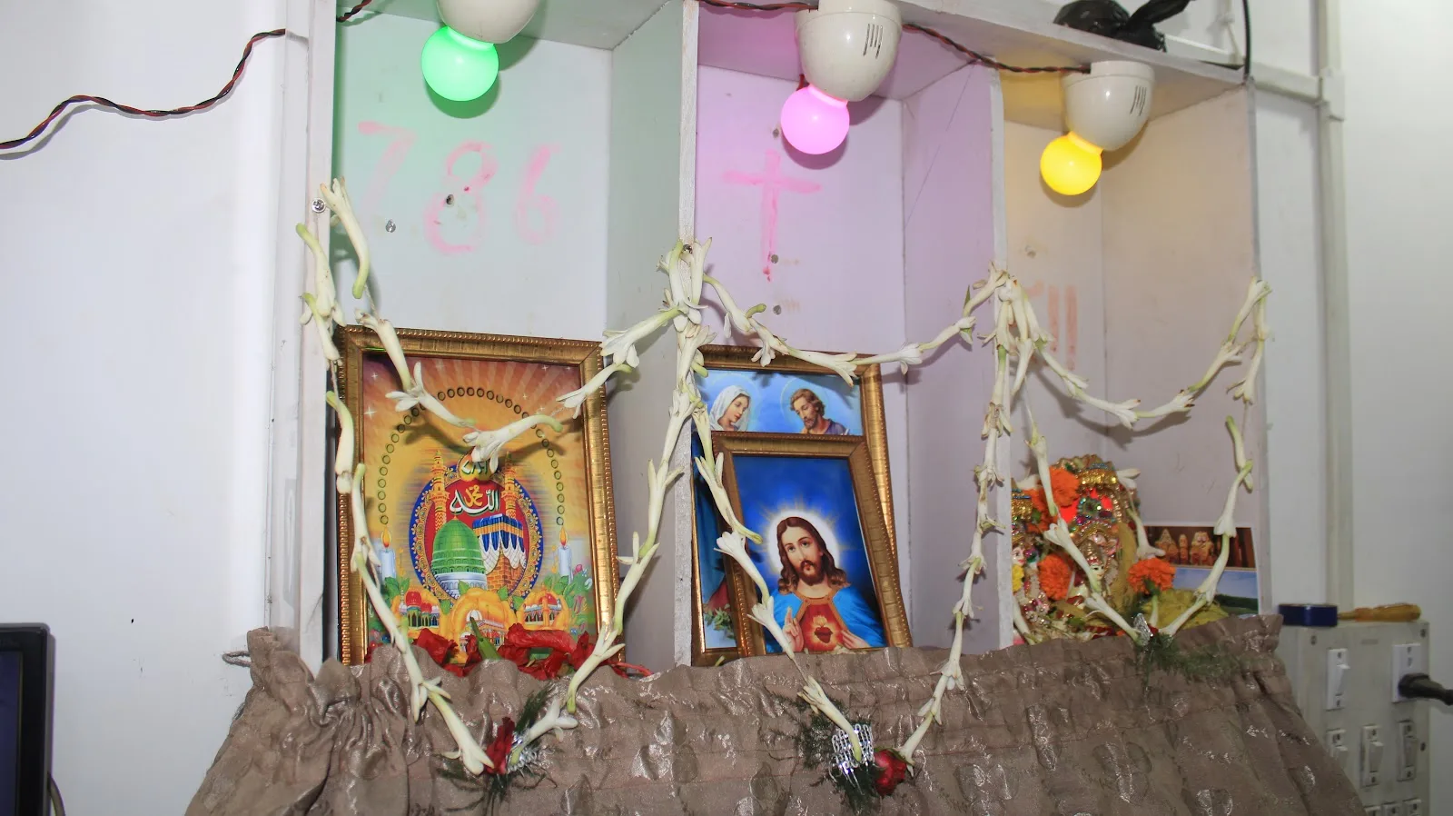 R.K.STUDIO.