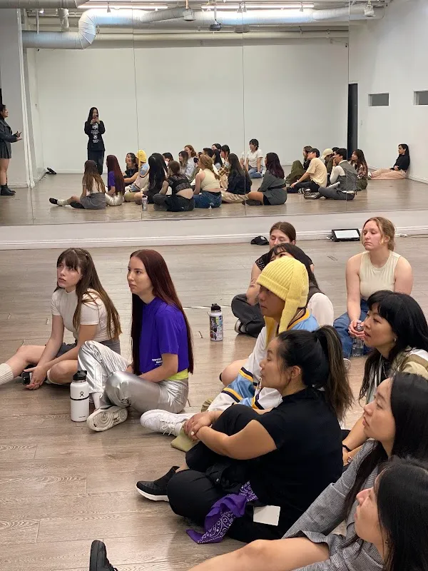 Debut Dance District