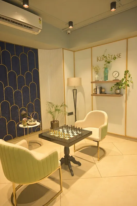 Page 3 Luxury Salon & Makeover Studio