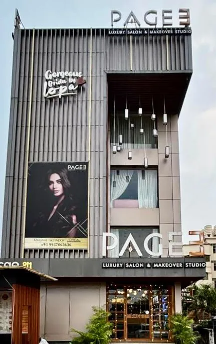Page 3 Luxury Salon & Makeover Studio